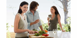 Social eating: Nourish your mind with the right foods & people